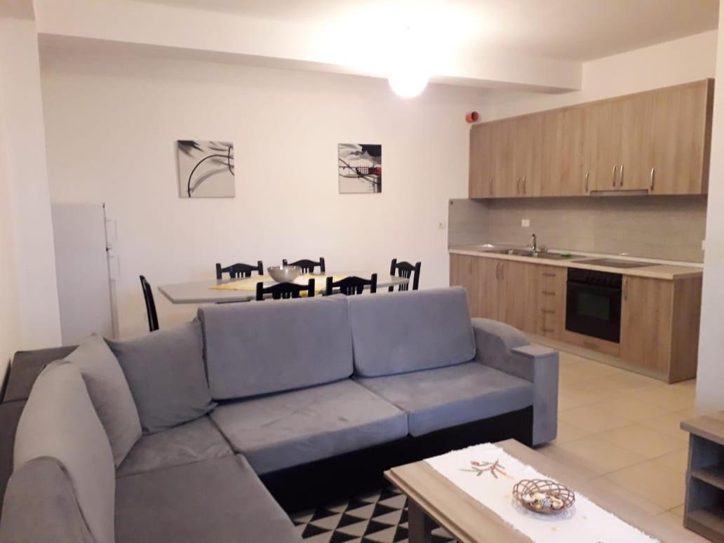 Nm - Apartment 1 Durres Exterior photo